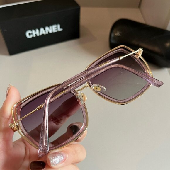 Glamorous Chanel Gradient Pink Eyewear - Picture 4 of 9